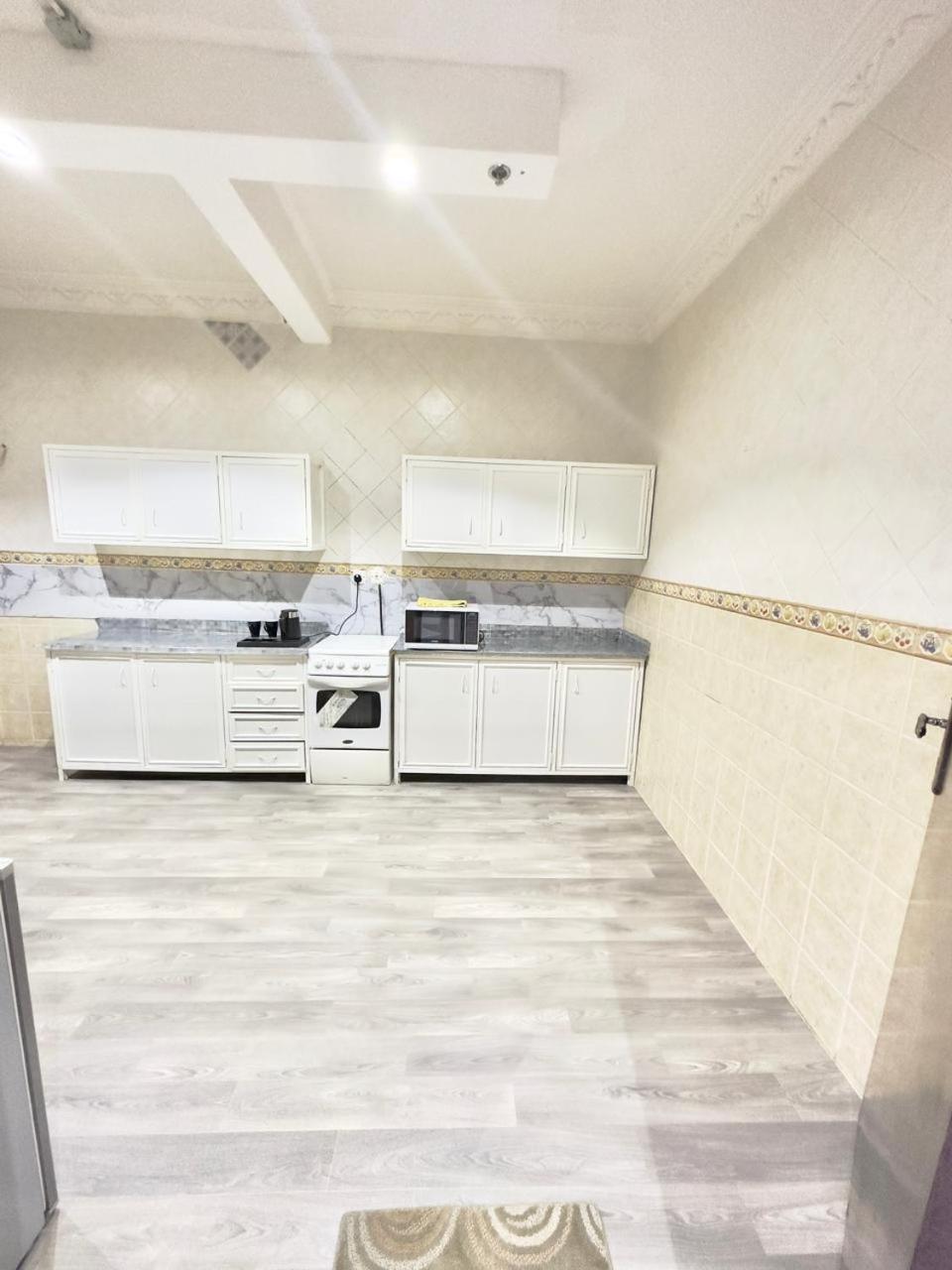 Golden Quba 1 Aparthotel Riyadh Ngoại thất bức ảnh